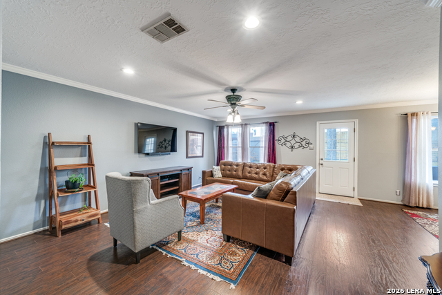 Image 9 of 33 For 13127 Almond Bend