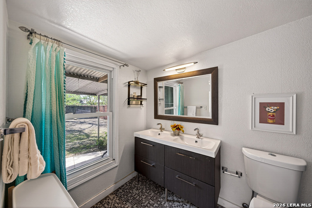 Image 18 of 35 For 132 Vassar Ln