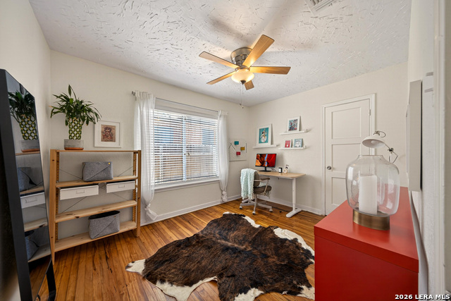 Image 22 of 35 For 132 Vassar Ln