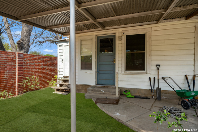 Image 23 of 35 For 132 Vassar Ln