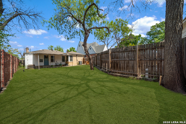 Image 25 of 35 For 132 Vassar Ln