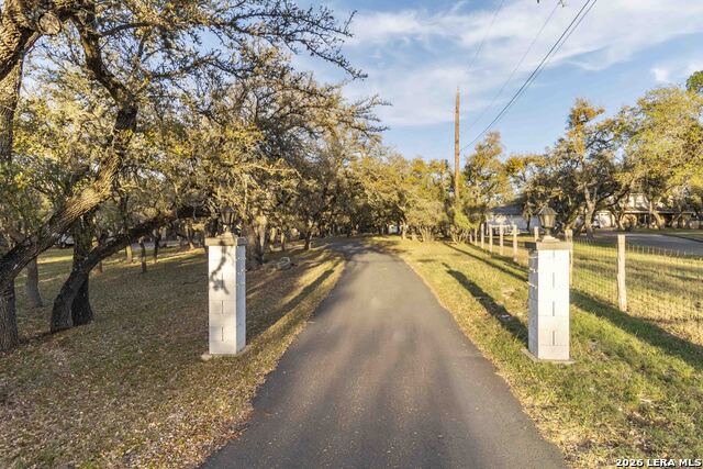 Image 9 of 58 For 27726 Timberline