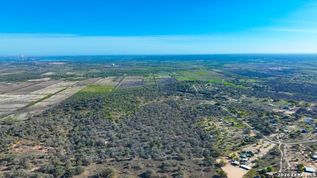 Listing photo id 23 for 9521 Fm 1303