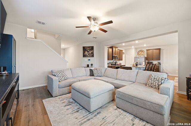 Image 6 of 19 For 9123 Bennett Forest