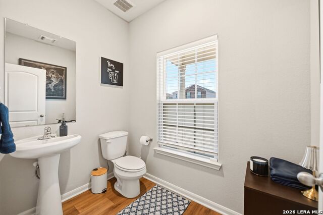 Image 9 of 19 For 9123 Bennett Forest