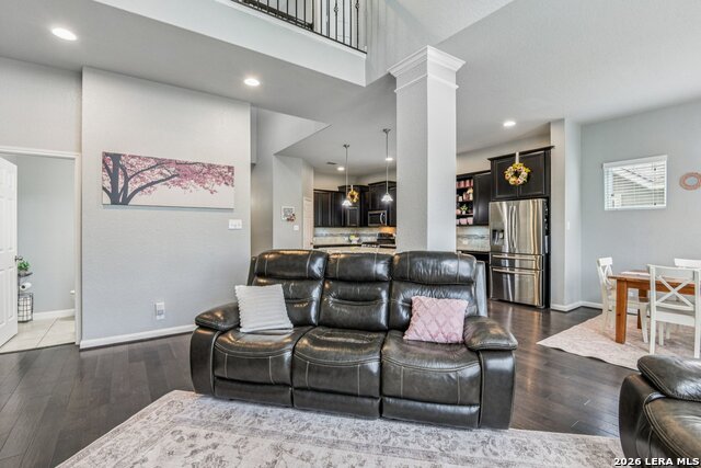 Image 18 of 55 For 8720 Stackstone