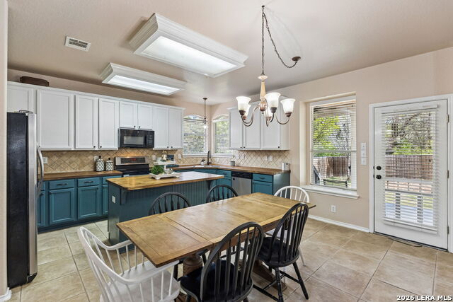 Listing photo id 6 for 782 San Mateo