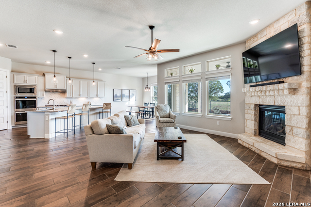 Image 5 of 29 For 2554 Rauschenbach