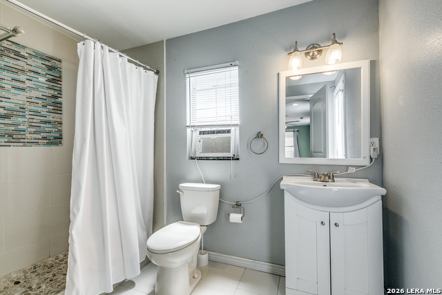 Image 25 of 25 For 1714 Summit W