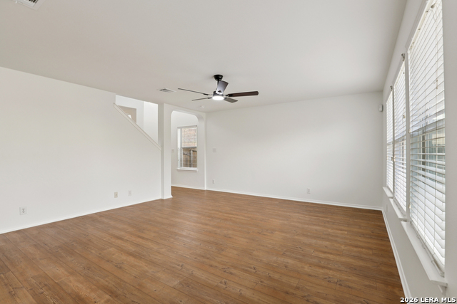 Listing photo id 8 for 234 Val Verde