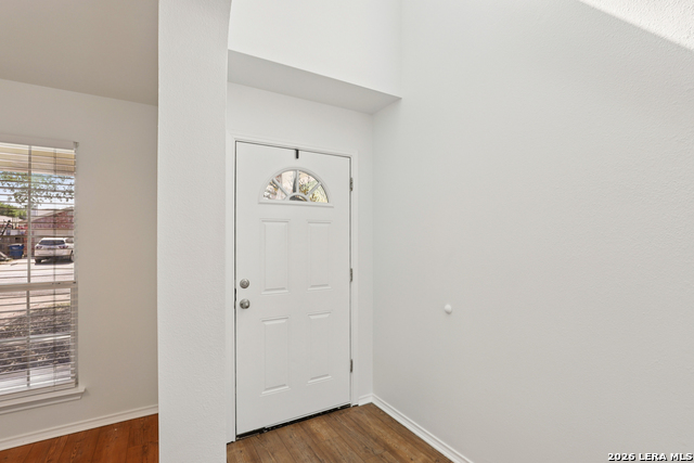 Listing photo id 2 for 234 Val Verde