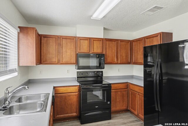 Image 14 of 31 For 9966 Sungate