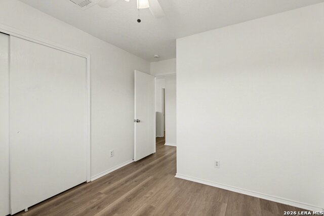 Image 17 of 31 For 9966 Sungate