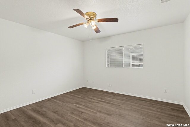 Image 21 of 31 For 9966 Sungate