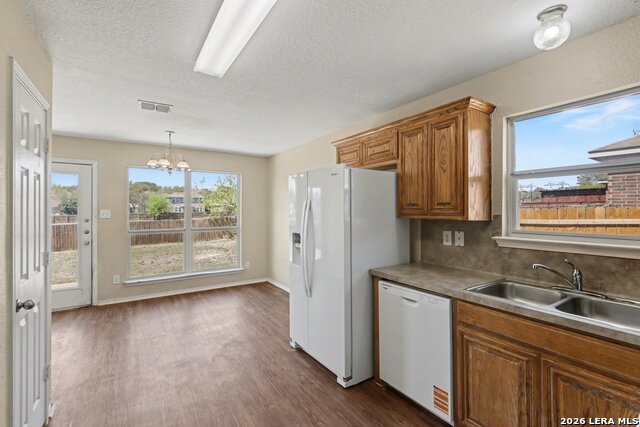 Image 12 of 32 For 6419 Ithaca  