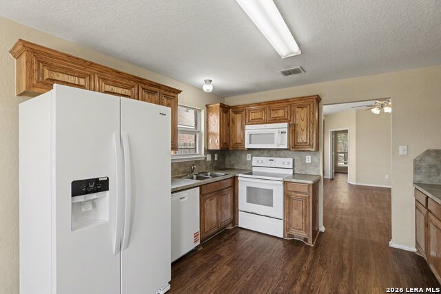 Image 15 of 32 For 6419 Ithaca  