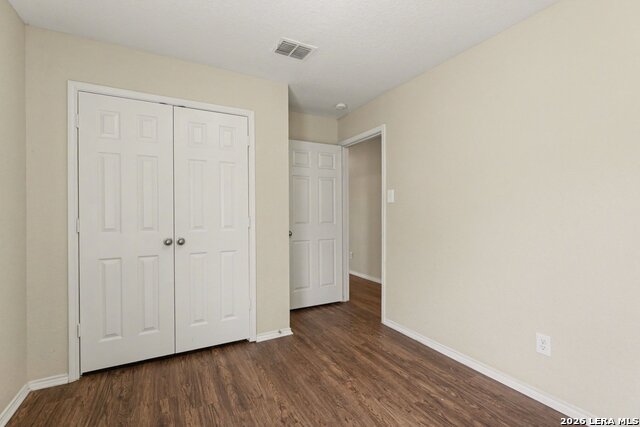 Image 18 of 32 For 6419 Ithaca  