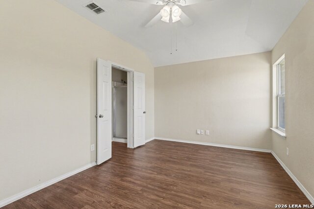 Image 26 of 32 For 6419 Ithaca  