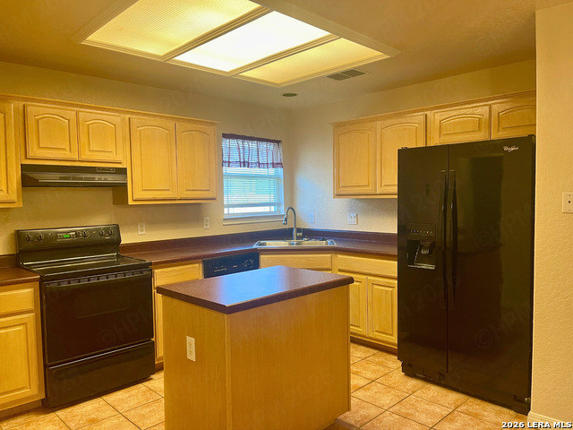 Image 7 of 15 For 131 La Garde