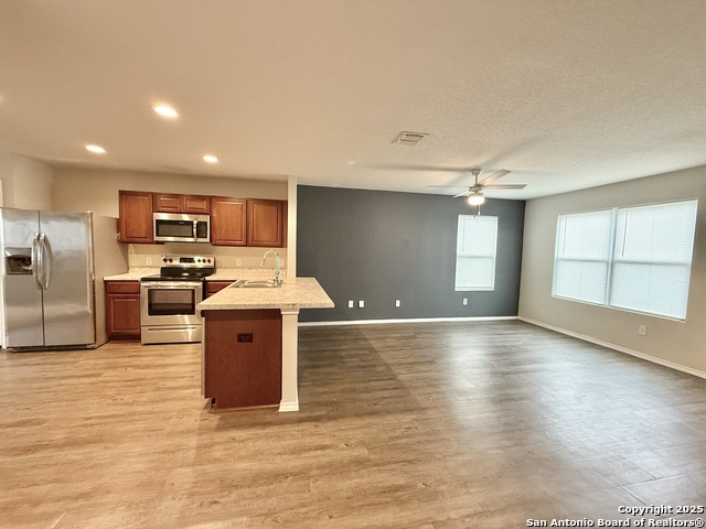 Image 6 of 27 For 8114 Apex Vw