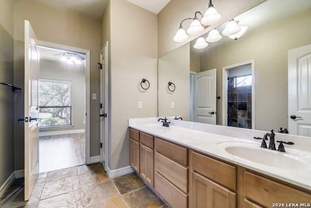 Image 19 of 30 For 386 Wentworth