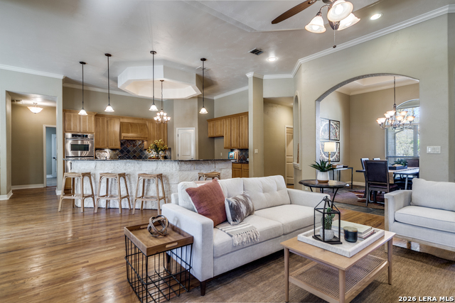 Image 5 of 30 For 386 Wentworth