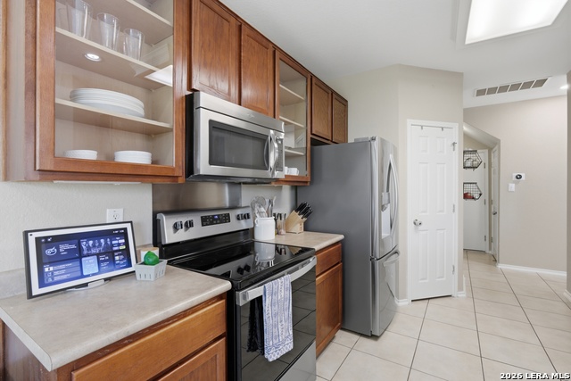 Image 14 of 38 For 10907 Micalet Court