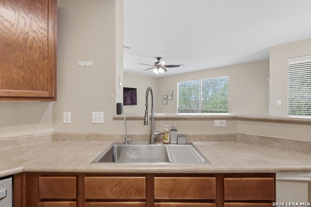 Image 16 of 38 For 10907 Micalet Court