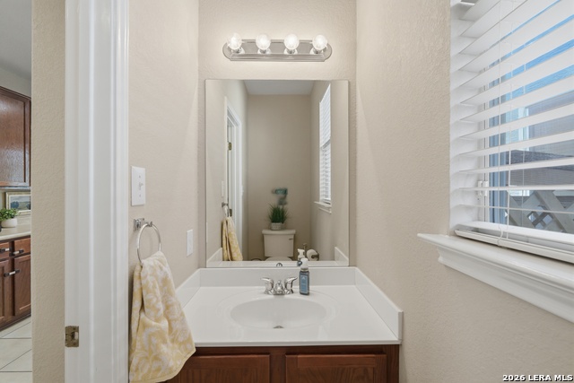 Image 18 of 38 For 10907 Micalet Court