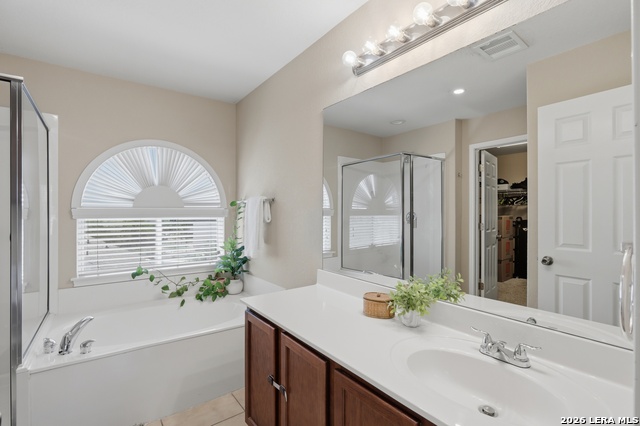 Image 26 of 38 For 10907 Micalet Court