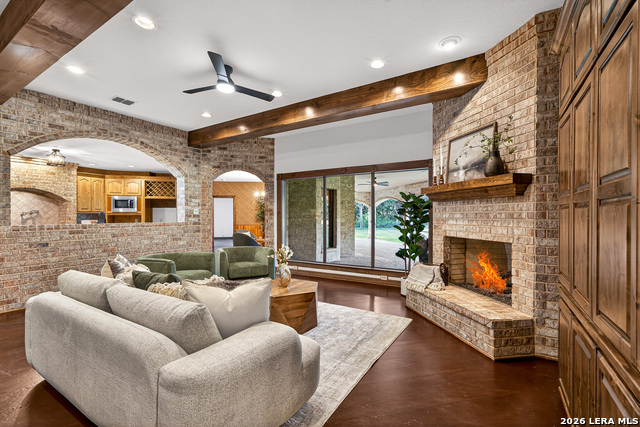 Image 14 of 63 For 22914 Fossil Peak