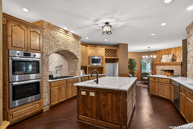 Image 15 of 63 For 22914 Fossil Peak