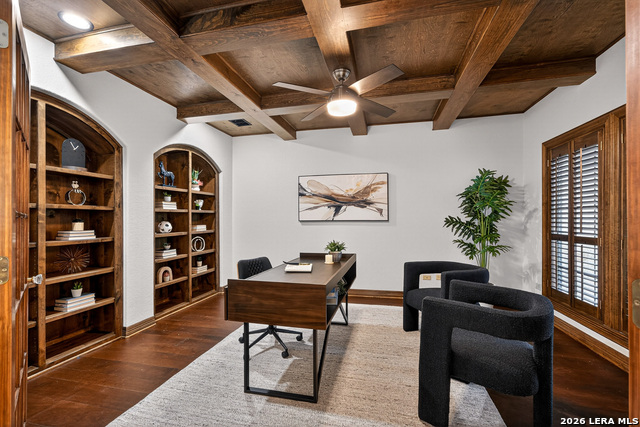 Image 24 of 63 For 22914 Fossil Peak