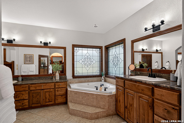 Image 29 of 63 For 22914 Fossil Peak