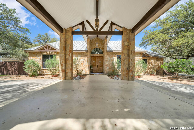 Image 10 of 49 For 100 Vintage Trail Dr