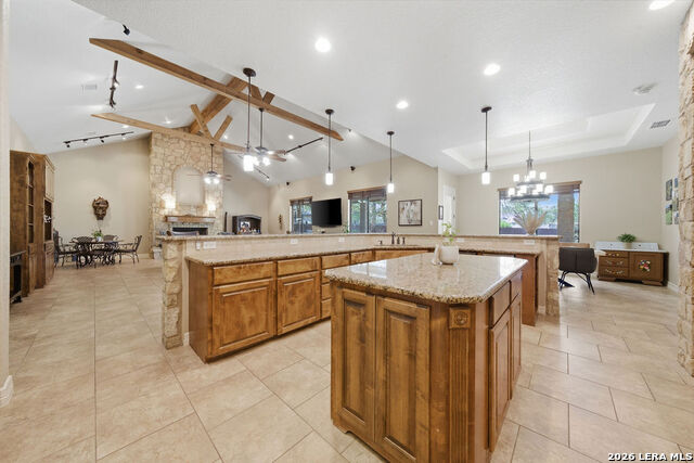 Image 18 of 49 For 100 Vintage Trail Dr