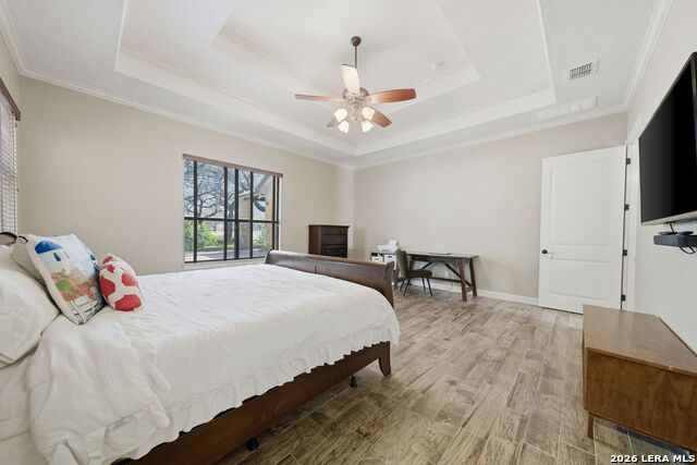 Image 25 of 49 For 100 Vintage Trail Dr