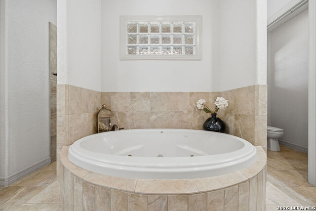 Image 28 of 49 For 100 Vintage Trail Dr