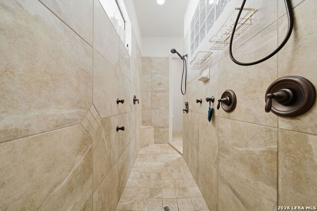 Image 30 of 49 For 100 Vintage Trail Dr