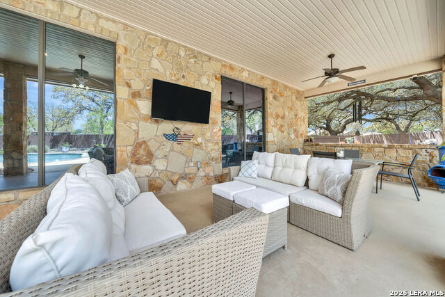 Image 37 of 49 For 100 Vintage Trail Dr