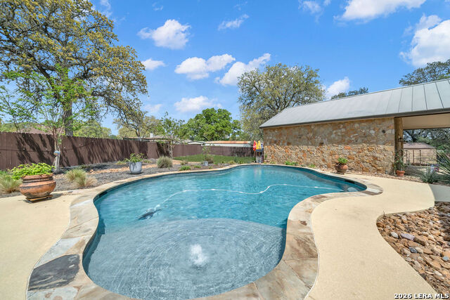 Image 44 of 49 For 100 Vintage Trail Dr