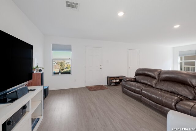 Image 5 of 28 For 6422 Magee Run