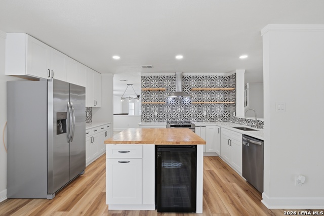 Image 8 of 39 For 1527 Jasmine Dr