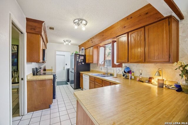 Image 4 of 16 For 13018 Larkyorke