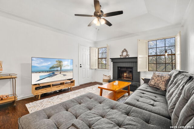 Image 10 of 33 For 8415 Fredericksburg Rd  907