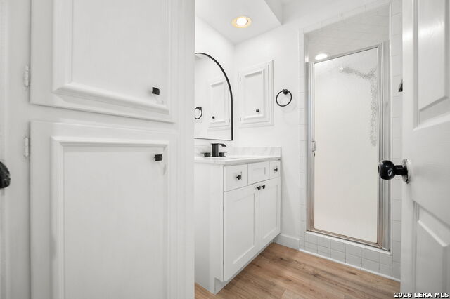 Image 18 of 33 For 8415 Fredericksburg Rd  907