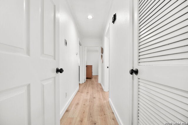 Image 19 of 33 For 8415 Fredericksburg Rd  907