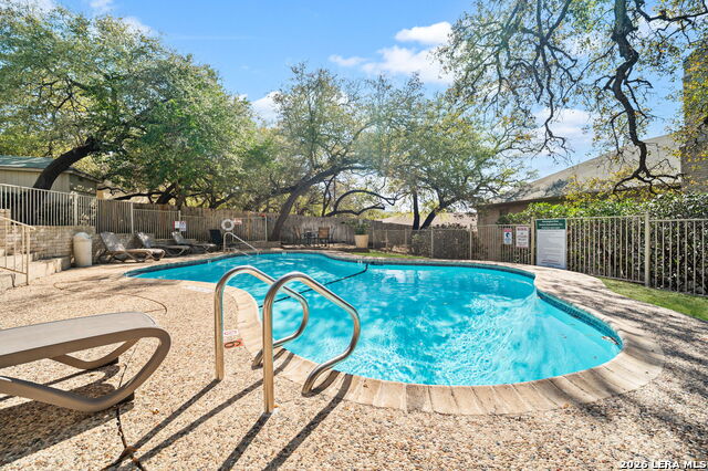 Image 32 of 33 For 8415 Fredericksburg Rd  907