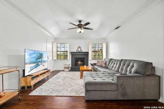 Image 9 of 33 For 8415 Fredericksburg Rd  907