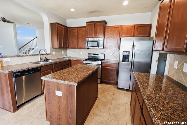 Image 10 of 32 For 229 Perch Horizon